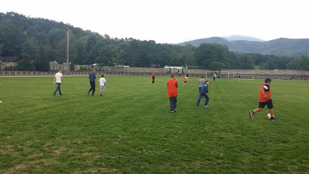 Camping Le Pre Cathare Lavelanet Dış mekan fotoğraf
