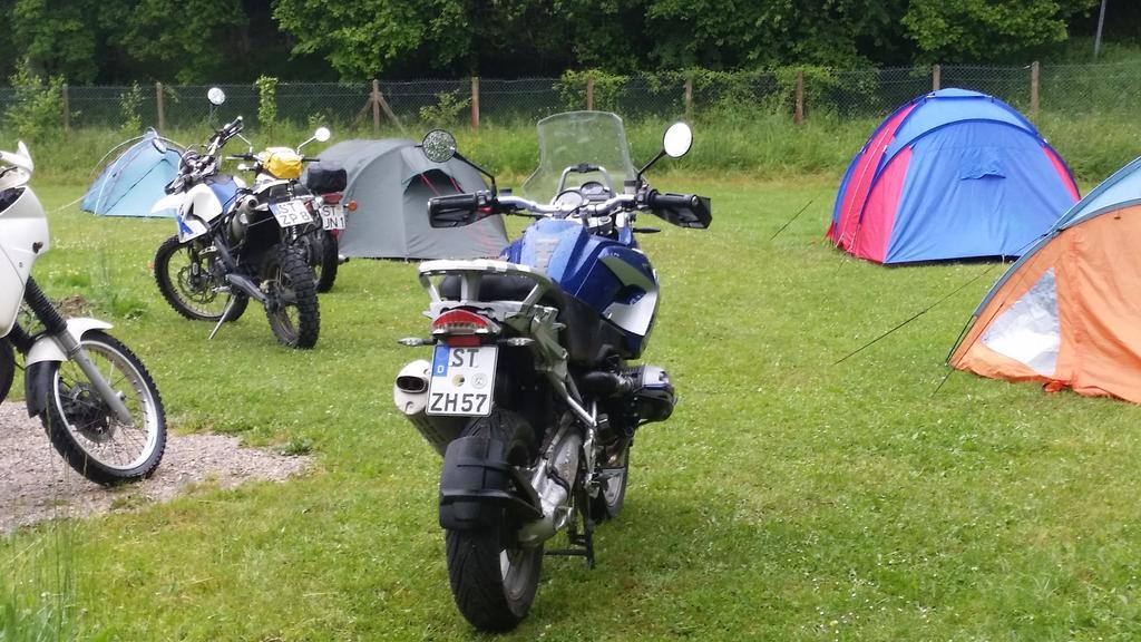 Camping Le Pre Cathare Lavelanet Dış mekan fotoğraf